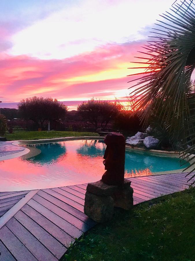 Le Clos Des Vignes Junas Exteriör bild