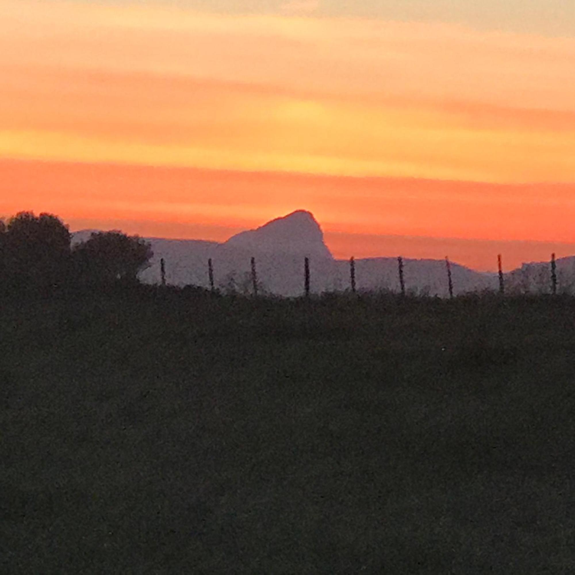 Le Clos Des Vignes Junas Exteriör bild